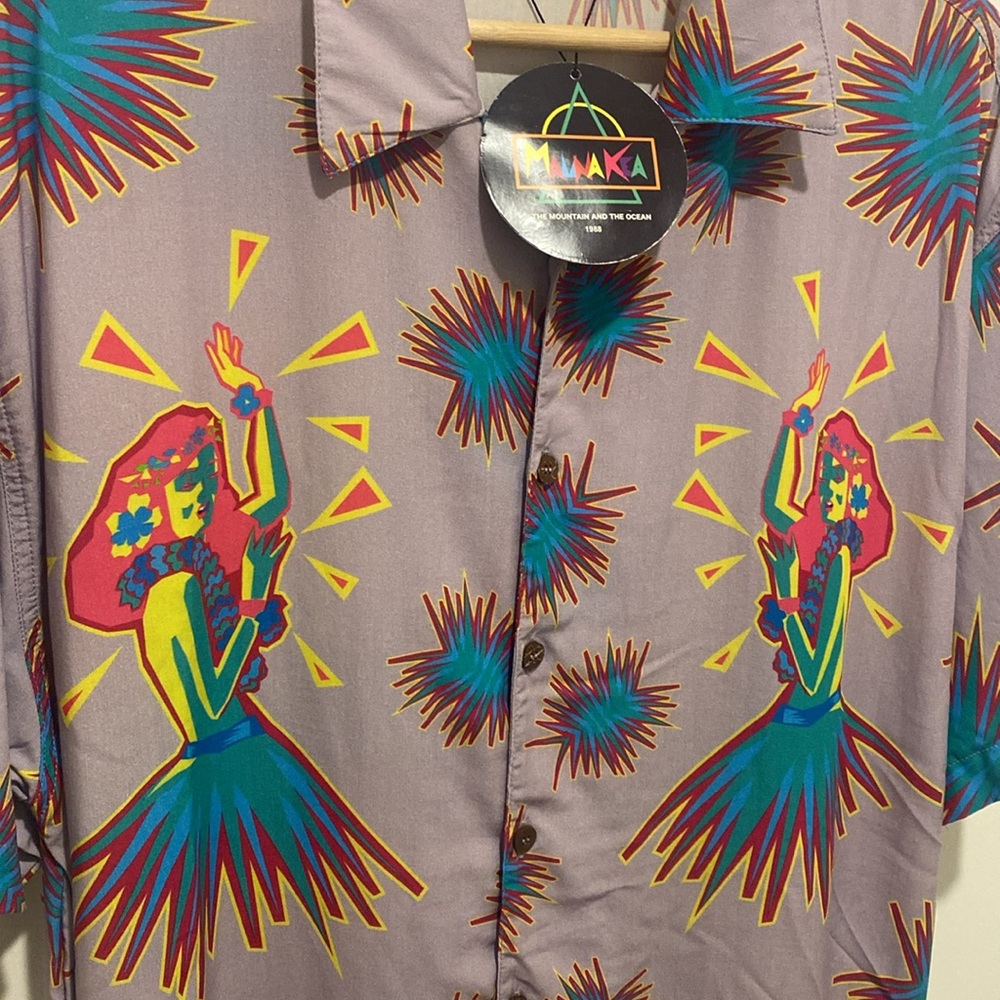 Mauna Kea Mens Hawaiian Button Down menโs luau shirt - Picture 2 of 7